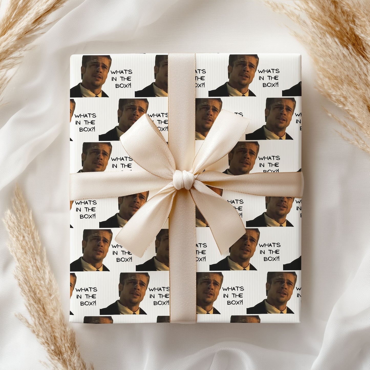 What is in the box Wrapping Paper, Xmas Gift