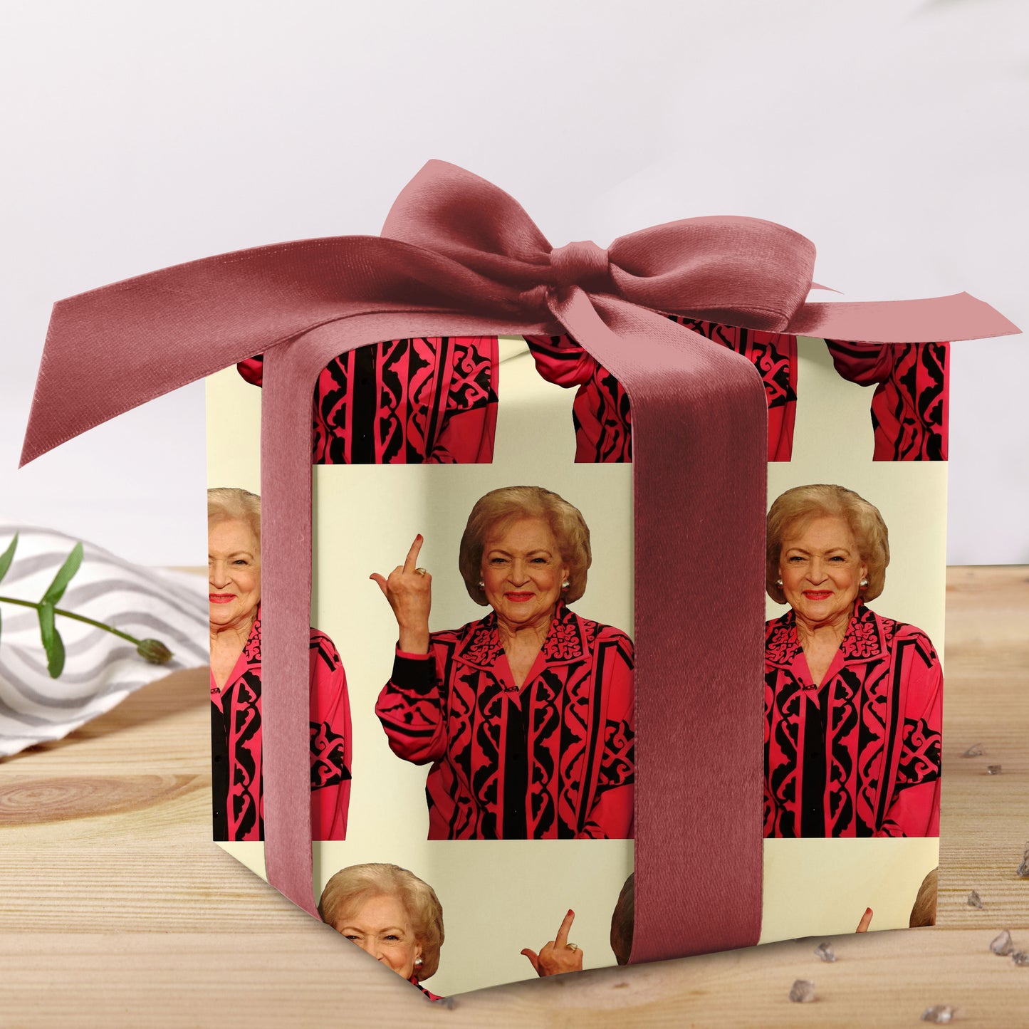 Malcolm In The Middle Wrapping Paper Betty White Cameo Paper