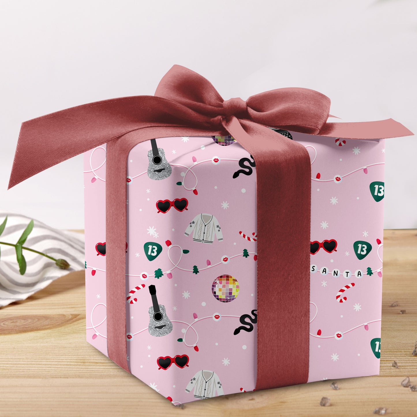 Taylor Swift Wrap Gifts Pop Star Holiday Gift Wrap