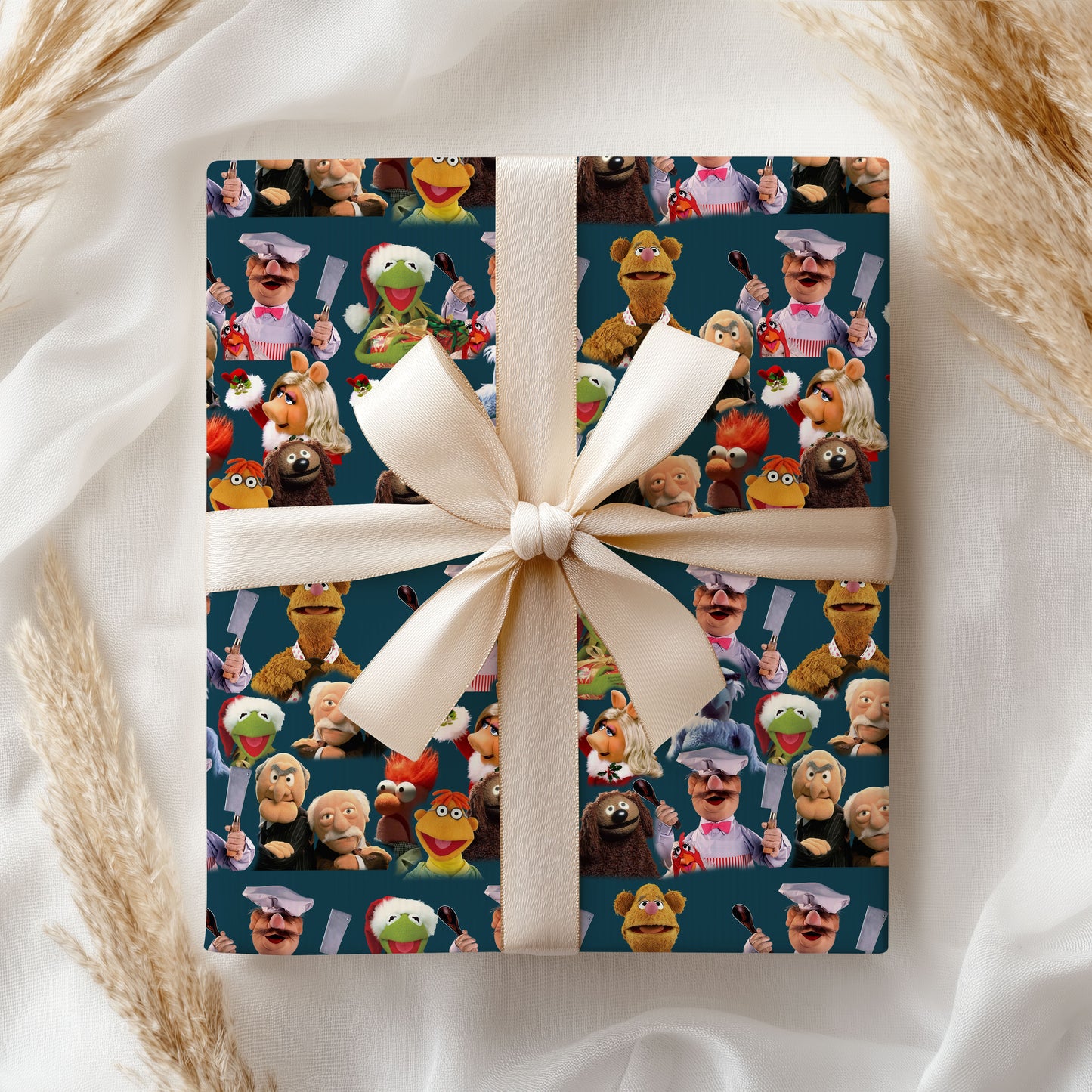 The Muppets Christmas Wrapping Paper Gifts
