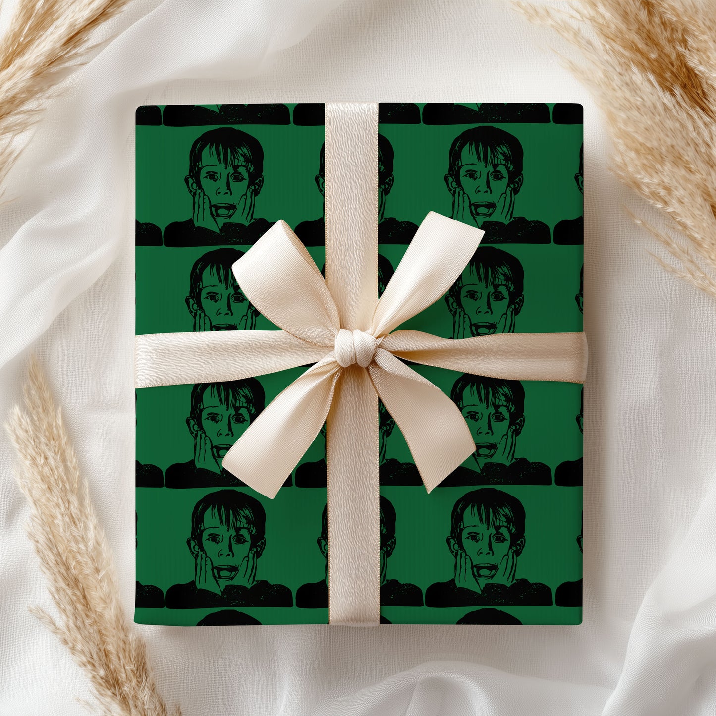 Home Alone Wrapping Paper, Macaulay Culkin Wrap Gift
