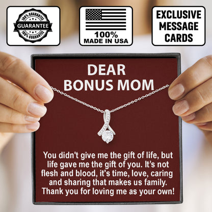To My Mom Necklace with Message Card
